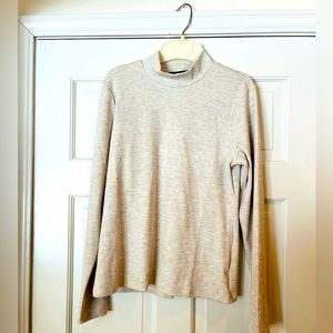 Never worn turtle neck from Banana Republic in oatmeal.